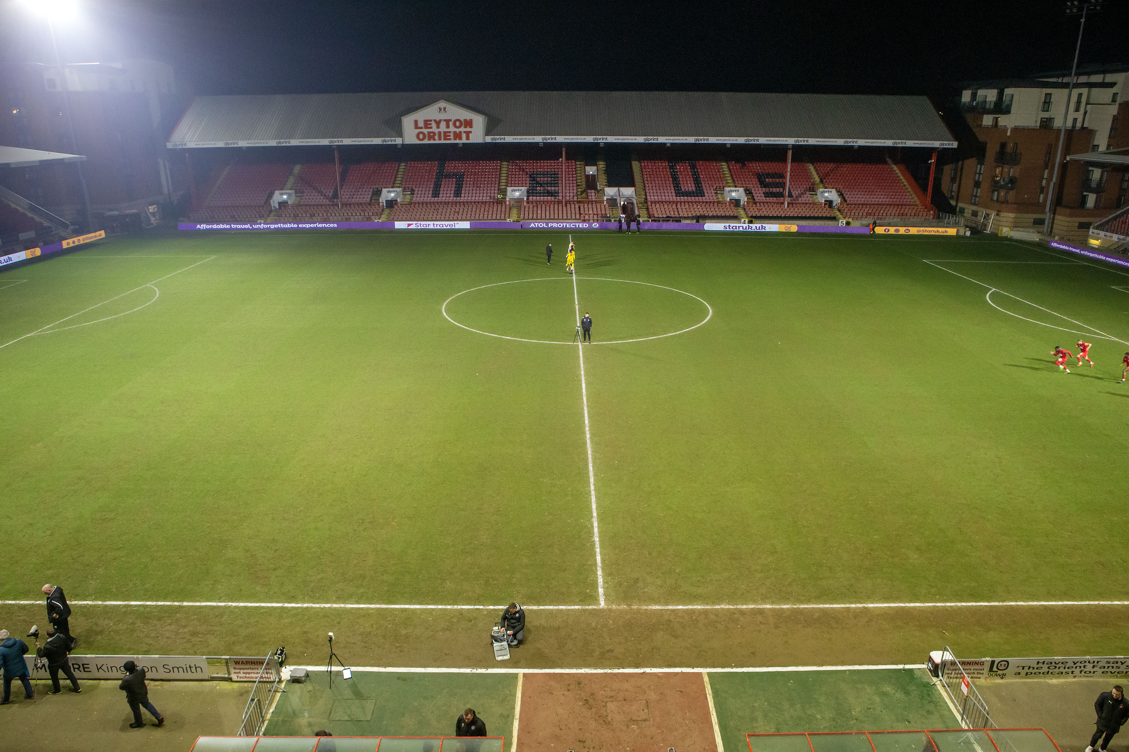 Star travel - Proud sponsors of Leyton Orient Football Club